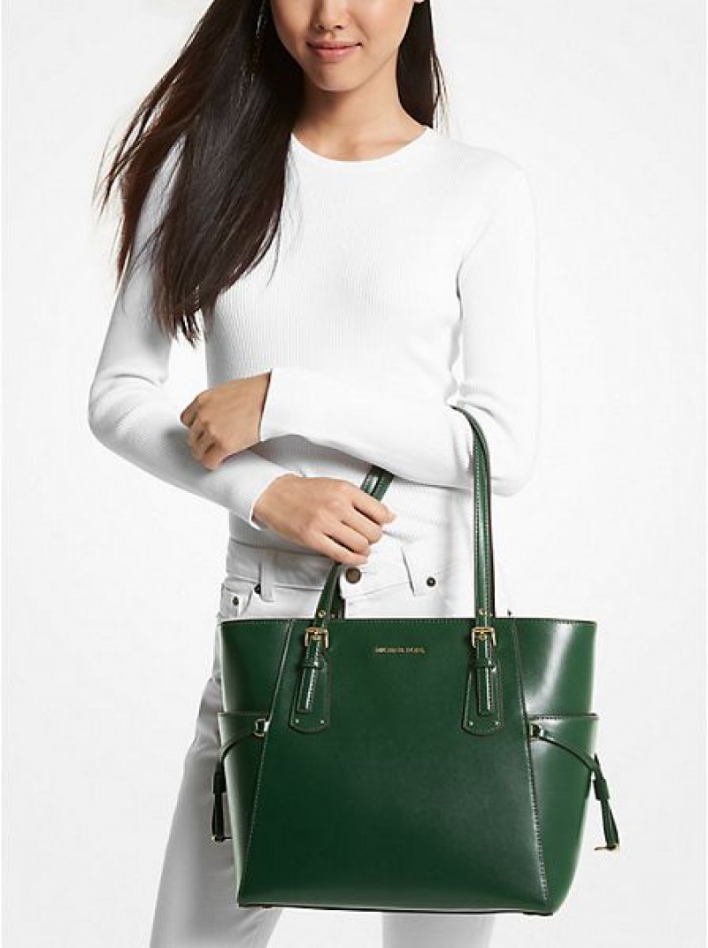 Sacs Fourre Tout Michael Kors Voyager Small Cuir Femme Vert | 124037-EWG