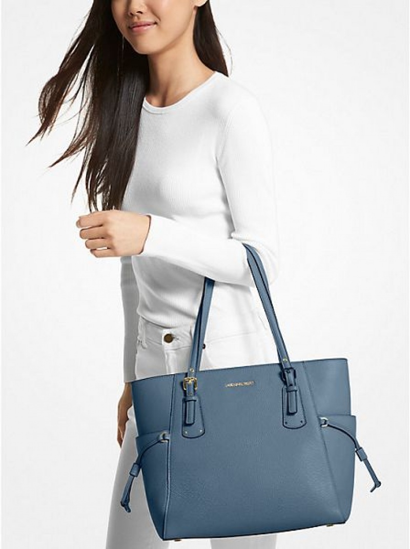 Sacs Fourre Tout Michael Kors Voyager Small Pebbled Cuir Femme Bleu | 438625-TVD