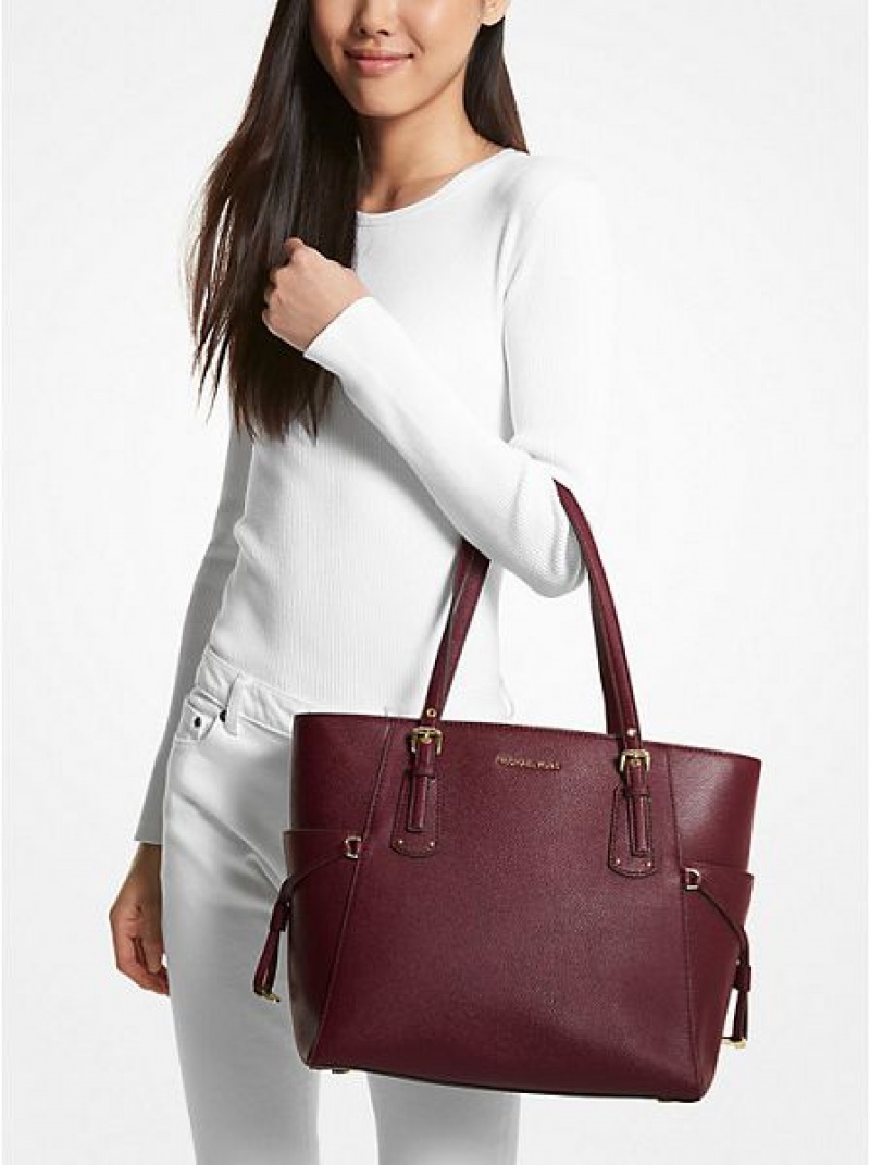 Sacs Fourre Tout Michael Kors Voyager Small Pebbled Cuir Femme Bordeaux | 625831-JXM